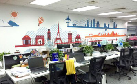 道真教你设计办公室墙绘的方法。